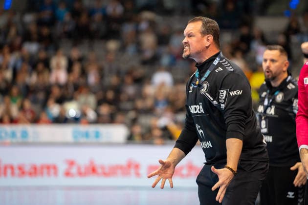Handball I Men I Season 2025 2026 I Bundesliga I 15 Matchday I TVB Stuttgart SC DHfK Leipzig I 07 12 2025 Coach Misha Kaufmann TVB Stuttgart Stuttgart Porsche Arena Baden Württemberg Germany Copyright: xLobeca MaxxPetershansx