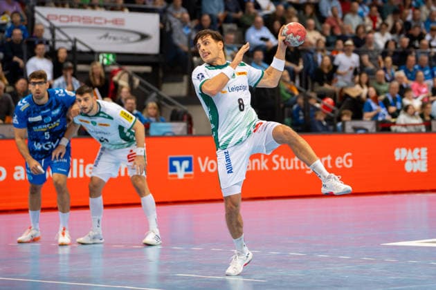 Handball I Men I Season 2025 2026 I Bundesliga I 15 Matchday I TVB Stuttgart SC DHfK Leipzig I 07 12 2025 Lucas Krzikalla 8, SC DHfK Leipzig at Siebenmeter Stuttgart Porsche Arena Baden Württemberg Germany Copyright: xLobeca MaxxPetershansx