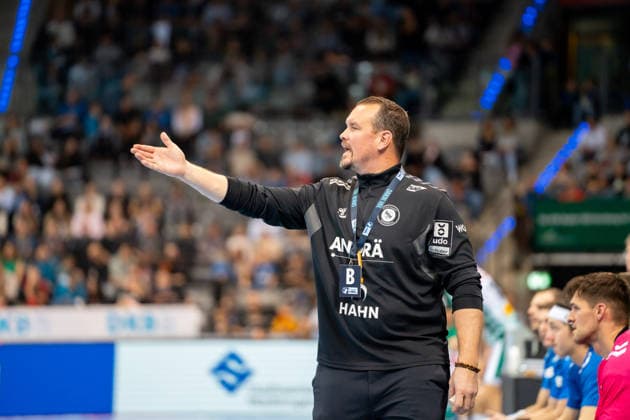 Handball I Men I Season 2025 2026 I Bundesliga I 15 Matchday I TVB Stuttgart SC DHfK Leipzig I 07 12 2025 Coach Misha Kaufmann TVB Stuttgart Stuttgart Porsche Arena Baden Württemberg Germany Copyright: xLobeca MaxxPetershansx