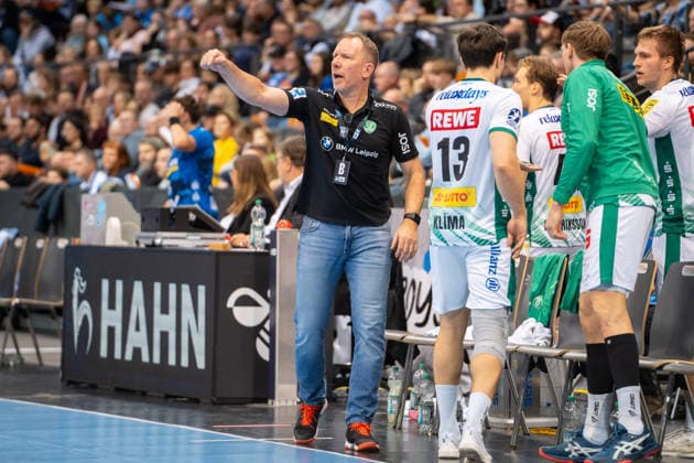 Handball I Men I Season 2025 2026 I Bundesliga I 15 Matchday I TVB Stuttgart SC DHfK Leipzig I 07 12 2025 Coach Frank Carstens SC DHfK Leipzig Stuttgart Porsche Arena Baden Württemberg Germany Copyright: xLobeca MaxxPetershansx