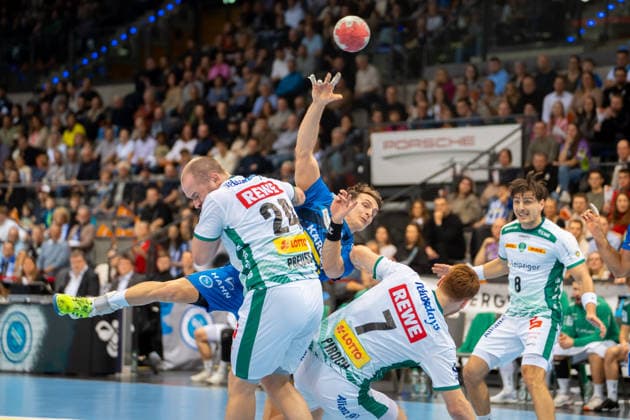 Handball I Men I Season 2025 2026 I Bundesliga I 15 Matchday I TVB Stuttgart SC DHfK Leipzig I 07 12 2025 Max Häfner 3, TVB Stuttgart im Wurf Stuttgart Porsche Arena Baden Württemberg Germany Copyright: xLobeca MaxxPetershansx