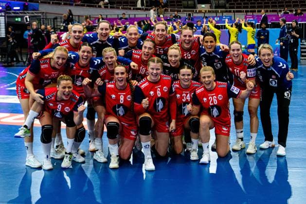 DORTMUND, GERMANY - 7 DECEMBER, 2025: Celebrations, team Norway - Women s Handball World Championship, WM, Weltmeisterschaft 2025 Norway vs Brazil at Westfallenhalle.  Copyright: xVitaliixKliuievx