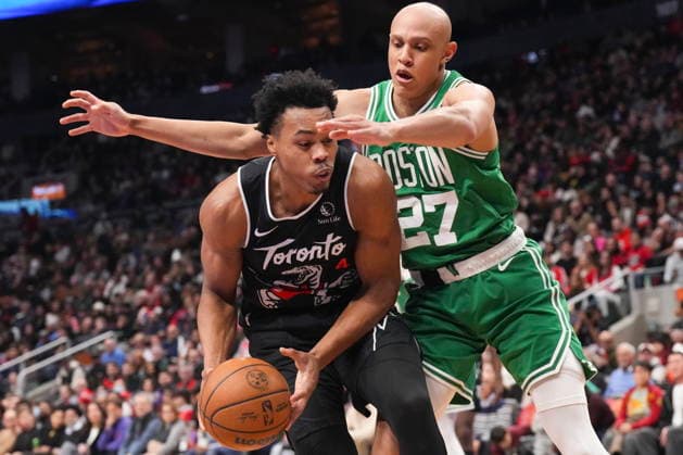 December 7, 2025, Toronto, On, CANADA: Toronto Raptors Scottie Barnes (4) is guarded by Boston Celtics Jordan Walsh (27) during first half NBA, Basketball Herren, USA basketball action in Toronto on Sunday December 7, 2025. Scottie Barnes; Jordan Walsh  - ZUMAc35_ 20251207_zaf_c35_078 Copyright: xChrisxYoungx