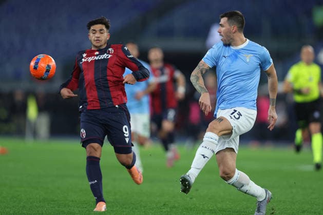 CALCIO - Serie A - SS Lazio vs Bologna FC Rome, Italy - December 7, 2025: Santiago Castro of Bologna, Alessio Romagnoli of Lazio seen in action during the Serie A Enilive 2025-2026 football match between SS Lazio vs Bologna FC 1909 at Olympic Stadium. Rome Italy  Copyright: xIPAxSport ABACAx