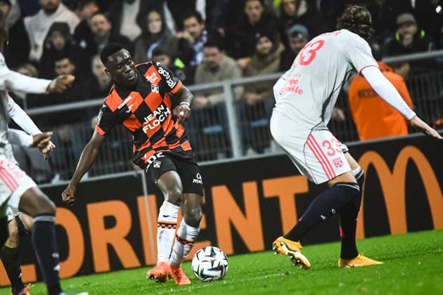 FOOTBALL : FC Lorient vs Olympique Lyonnais - Ligue 1 - JournÃ e 15 - 07 12 2025 Arthur Avom (FC Lorient) LorientFrance  Copyright: xBaptistexAutissierx