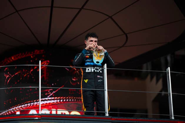 Formula 1 Etihad Airways Abu Dhabi Grand Prix 2025 Alexis Perrin OVERTAKE MAXPPP - Abu Dhabi 07 12 2025 World champion celebration 04 NORRIS Lando (gbr), McLaren F1 Team, portrait podium at the Formula 1 Etihad Airways Abu Dhabi Grand Prix 2025, the 24th round of the 2025 FIA Formula 1 World Championship, WM, Weltmeisterschaft at Yas Marina Circuit in Abu Dhabi, United Arab Emirates, from 4 to 7 December 2025 Abu Dhabi Yas Marina Circuit United Arab Emirates  Copyright: xOVERTAKE MAXPPPxAlexisxPerrinx OVT202512071650 OVT202512071650