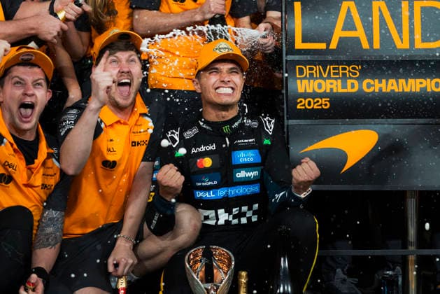 Formula 1 Etihad Airways Abu Dhabi Grand Prix 2025 Alexis Perrin OVERTAKE MAXPPP - Abu Dhabi 07 12 2025 World champion celebration 04 NORRIS Lando (gbr), McLaren F1 Team, portrait at the Formula 1 Etihad Airways Abu Dhabi Grand Prix 2025, the 24th round of the 2025 FIA Formula 1 World Championship, WM, Weltmeisterschaft at Yas Marina Circuit in Abu Dhabi, United Arab Emirates, from 4 to 7 December 2025 Abu Dhabi Yas Marina Circuit United Arab Emirates  Copyright: xOVERTAKE MAXPPPxAlexisxPerrinx OVT202512071657 OVT202512071657