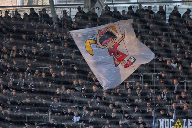 Austrian Bundesliga - SK Sturm Graz vs Grazer AK 1902 – Graz Derby, 07.12.2025 GRAZ, AUSTRIA, 07.DEC.25 - SOCCER - ADMIRAL Bundesliga, SK Sturm Graz vs Grazer AK 1902. The image shows fans of Sturm. Copyright: xBEAUTIFULxSPORTS Rainerx