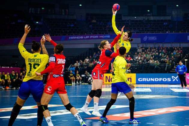 DORTMUND, GERMANY - 7 DECEMBER, 2025: De Abreu Rosa Kelly - Women s Handball World Championship, WM, Weltmeisterschaft 2025 Norway vs Brazil at Westfallenhalle.  Copyright: xVitaliixKliuievx