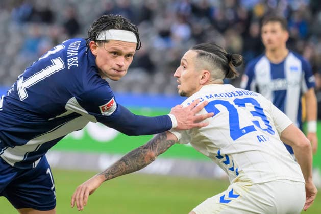 GER, Berlin, soccer, Hertha BSC vs 1 FC Magdeburg, DFB, 2nd Bundesliga, 2025 2026 season, f l t r Fabian Reese Hertha BSC , Baris Atik 1 FC Magdeburg, 23 , Action, duels, fighting for the ball, DFB DFL REGULATIONS PROHIBIT ANY USE OF PHOTOGRAPHS AS IMAGE SEQUENCES AND OR QUASI VIDEO, December 7, 2025, Copyright: HMBxMedia UwexKoch