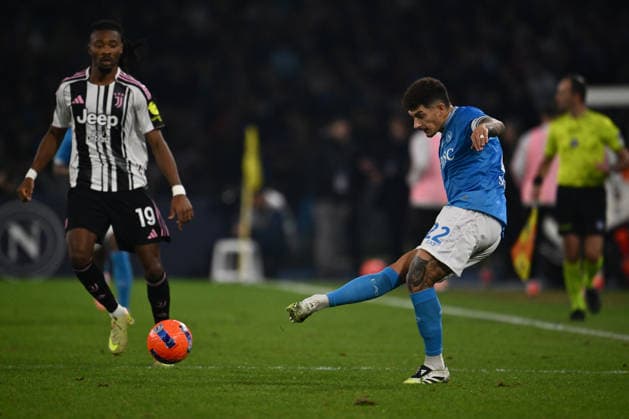 Giovanni Di Lorenzo of S.S.C. Napoli is in action during the 14th day of the Serie A Championship between S.S.C. Napoli and Juventus F.C. at the Diego Armando Maradona Stadium on December 7, 2025 in Naples, Italy.  Copyright: xDomenicoxCippitelli IPAxSportx xipa-agency.netx xx IPA_68902472 IPA_Agency_IPA68902472