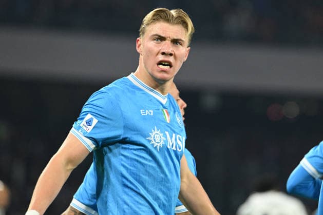 CALCIO - Serie A - SSC Napoli vs Juventus FC Rasmus Hojlund of SSC Napoli celebrates after scoring goal during the Serie A Enilive match between SSC Napoli vs Juventus FC at Diego Armndo Maradona Stadium Naples Italy  Copyright: xIPAxSport ABACAx