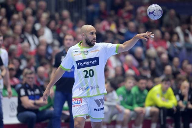 David Cyrill Akakpo HSG Wetzlar 20 , GER, MT Melsungen HSG Wetzlar, Handball, 1 Bundesliga, 15 Matchday, Season 2025 2026, 07 12 2025, GER, MT Melsungen HSG Wetzlar, Handball, 1 Bundesliga, 15 Matchday, Season 2025 2026, 07 12 2025 Kassel Copyright: xEibner-Pressefotox xRolandxSippelx EP_RSL