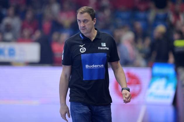 Momir Ilic Coach HSG Wetzlar , GER, MT Melsungen HSG Wetzlar, Handball, 1 Bundesliga, 15 Matchday, Season 2025 2026, 07 12 2025, GER, MT Melsungen HSG Wetzlar, Handball, 1 Bundesliga, 15 Matchday, Season 2025 2026, 07 12 2025 Kassel Copyright: xEibner-Pressefotox xRolandxSippelx EP_RSL