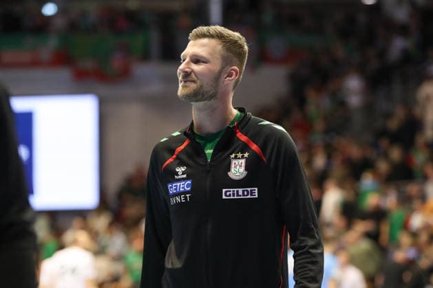 07 12 2025, xgox, Handball Daikin HBL SC Magdeburg FRISCH AUF Göppingen emspor, v l Philipp Weber Magdeburg, 20 Magdeburg
