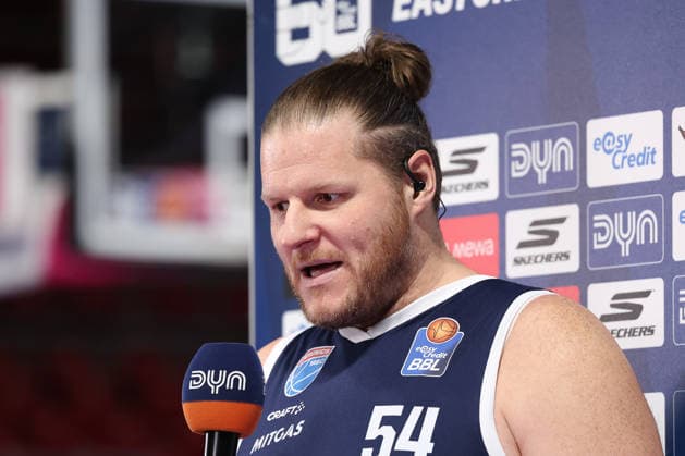 John Bryant SYNTAINICS MBC, 54 at the pre-match interview, GER, FC Bayern Basketball vs SYNTAINICS MBC, Basketball, easycredit Basketball Bundesliga, Matchday 9, Season 2025 2026, 07 12 2025, GER, FC Bayern Basketball vs SYNTAINICS MBC, Basketball, easycredit Basketball Bundesliga, Matchday 9, Season 2025 2026, 07 12 2025 Munich Copyright: xEibner-Pressefoto JennixMaulx EP_JML