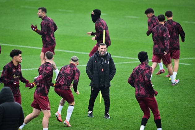 Training session of Galatasaray in Istanbul ahead of UEFA Champions League match ISTANBUL, TURKIYE - DECEMBER 08: Head coach Okan Buruk leads a training session of Galatasaray in Kemerburgaz Metin Oktay Facilities, Istanbul on December 08, 2025, ahead of UEFA Champions League football match against Monaco. Cem Tekkesinoglu Anadolu Istanbul Turkey. Editorial use only. Please get in touch for any other usage.  Copyright: x2025xAnadoluxCemxTekkesinoglux