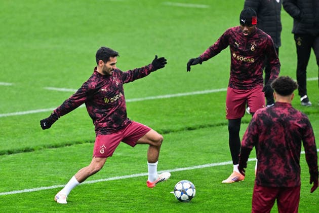 Training session of Galatasaray in Istanbul ahead of UEFA Champions League match ISTANBUL, TURKIYE - DECEMBER 08: Victor Osimhen (R) and Ilkay Gundogan (L) attend a training session of Galatasaray in Kemerburgaz Metin Oktay Facilities, Istanbul on December 08, 2025, ahead of UEFA Champions League football match against Monaco. Cem Tekkesinoglu Anadolu Istanbul Turkey. Editorial use only. Please get in touch for any other usage.  Copyright: x2025xAnadoluxCemxTekkesinoglux