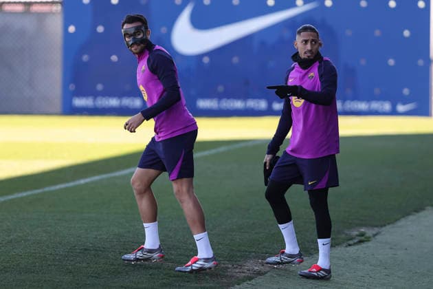 December 8, 2025, Sant Joan Despi, Barcelona, SPAIN: Raphinha and Eric Garcia during the training day of FC Barcelona, Barca ahead UEFA Champions League 2025 26, football match against Eintracht FrancfortÃ¢â‚¬¹Ã¢â‚¬¹ at Ciutat Esportiva Joan Gamper on December 08, 2025 in Sant Joan Despi, Barcelona, Spain. Sant Joan Despi SPAIN - ZUMAa181 20251208_zaa_a181_018 Copyright: xJavierxBorregox