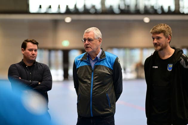 Handball I Women I Season 2025 2026 I 1 HBF I Buxtehuder SV I Coach introduction I 08 12 2025 Introduction of the new coach at Buxtehuder SV, Team Buxtehude Head Coach Nicolaj Andersson, Nicolaj Bredekjaer Andersson, Name Andersson, Nicolaj Bredekjaer, Age 37, Nationality Denmark, Dane Here to see Peter Prior Buxtehude Halle Nord Niedersachsen Germany Copyright: xLobeca FelixxSchlikisx