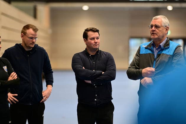Handball I Women I Season 2025 2026 I 1 HBF I Buxtehuder SV I Coach introduction I 08 12 2025 Introduction of the new coach at Buxtehuder SV, Team Buxtehude Head Coach Nicolaj Andersson, Nicolaj Bredekjaer Andersson, Name Andersson, Nicolaj Bredekjaer, Age 37, Nationality Denmark, Dane Here to see Timm Hubert Buxtehude Halle Nord Niedersachsen Germany Copyright: xLobeca FelixxSchlikisx