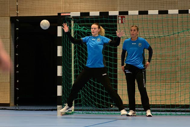 Handball I Women I Season 2025 2026 I 1 HBF I Buxtehuder SV I Coach introduction I 08 12 2025 Introduction of the new coach at Buxtehuder SV, Team Buxtehude Head Coach Nicolaj Andersson, Nicolaj Bredekjaer Andersson, Name Andersson, Nicolaj Bredekjaer, Age 37, Nationality Denmark, Dane Here you can see Annie Linder 20, Buxtehuder Sportverein Buxtehude Halle Nord Niedersachsen Germany Copyright: xLobeca FelixxSchlikisx