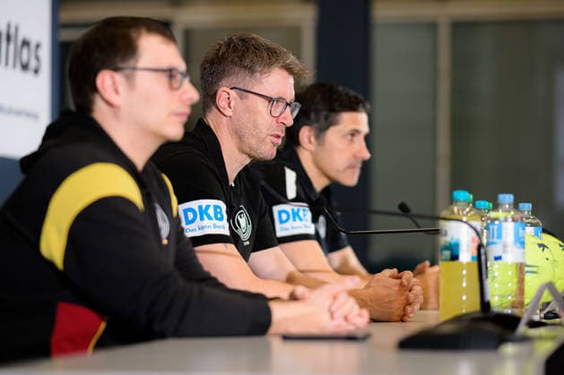 Handball, Womens World Championship, Germany Press conference Press spokesman Tobias Krumm, Coach Markus Gaugisch Germany , DHB Director of Sport Ingo Meckes Dortmund North Rhine-Westphalia Germany
