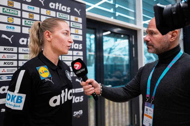 Handball, Womens World Championship, Germany Press conference Jenny Behrend Germany on TV Interview Dortmund North Rhine-Westphalia Germany