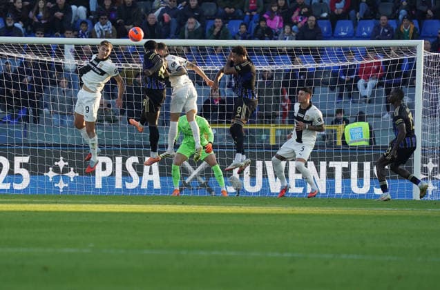 Pisa....During the Serie A soccer match between Pisa and Parma at the Cetilar Arena Romeo Anconetani Stadium in Pisa; Center West Italy; saturday Dicember 08; 2025 ; Soccer  Copyright: x AlessandroxLaxRoccax