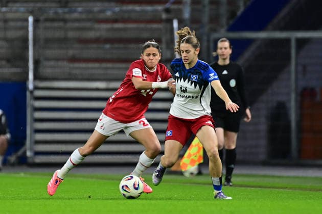 Soccer I Women I Season 2025 2026 I Bundesliga I 12 Matchday I Hamburger SV 1 FC Köln I 08 12 2025 Laura Feiersinger 27, 1 FC Köln Leni Marie Eggert 29, Hamburger SV Hamburg Volkspark, Volksparkstadion, Stadium, Volkspark Stadion Hamburg Germany Copyright: xLobeca FelixxSchlikisx