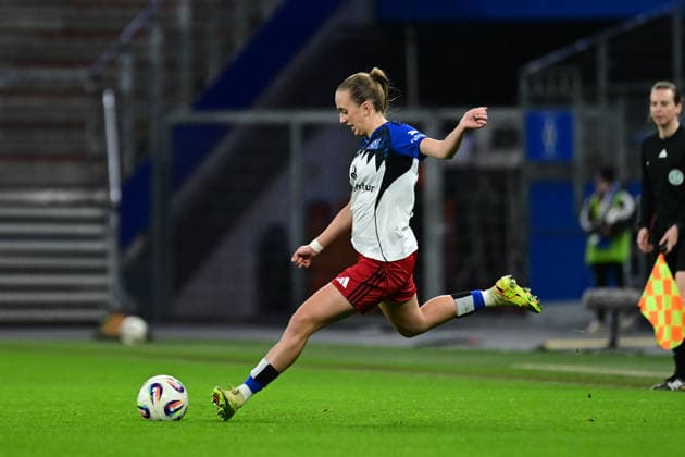 Soccer I Women I Season 2025 2026 I Bundesliga I 12 Matchday I Hamburger SV 1 FC Köln I 08 12 2025 Victoria Schulz 19, Hamburger SV Hamburg Volkspark, Volksparkstadion, Stadion, Volkspark Stadion Hamburg Germany Copyright: xLobeca FelixxSchlikisx