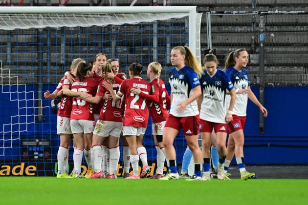 Soccer I Women I Season 2025 2026 I Bundesliga I 12 Matchday I Hamburger SV 1 FC Köln I 08 12 2025 Cheers, excitement, enthusiasm, euphoria, joy, happiness, cheerfulness at 1 FC Köln Women Hamburg Volkspark, Volksparkstadion, stadium, Volkspark Stadion Hamburg Germany Copyright: xLobeca FelixxSchlikisx