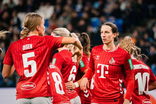 Google Pixel Women Bundesliga Hamburger SV vs 1 FC Köln, 08 12 2025 GOAL, CHEER by Sandra Maria Jessen 1 FC Köln, 6 to 0 1 Soccer, Google Pixel Women Bundesliga, 12 Matchday Hamburger SV vs 1 FC Köln on 08 12 2025 at Volksparkstadion, Hamburg DFB REGULATIONS PROHIBIT ANY USE OF PHOTOGRAPHS AS IMAGE SEQUENCES AND OR QUASI VIDEO Copyright: xBEAUTIFULxSPORTS Tonhäuserx