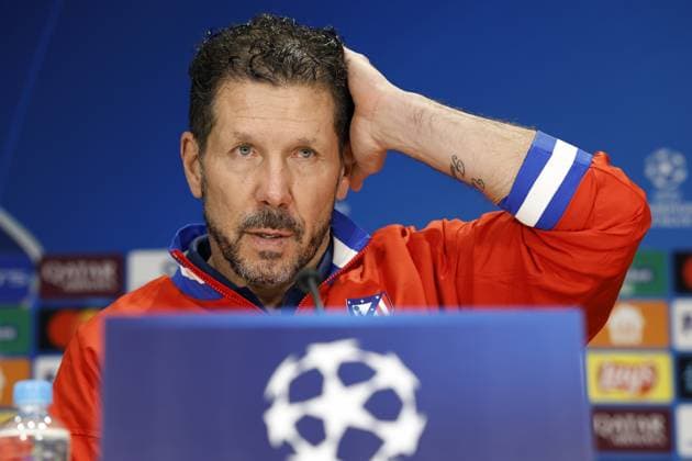 EINDHOVEN - Club Atletico de Madrid coach Diego Simeone during a press conference, PK, Pressekonferenz before the UEFA Champions League match between PSV Eindhoven and AtlÃ tico Madrid at the Phillips Stadium on December 8, 2025, in Eindhoven, Netherlands. ANP MAURICE VAN STEEN xVIxANPxSportx xxANPxIVx 544307181 originalFilename: 544307181.jpg