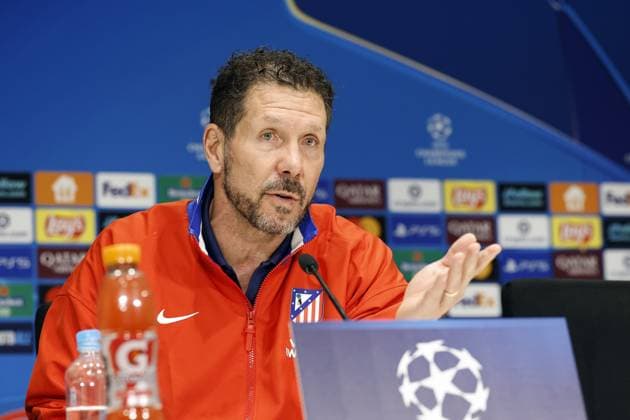 EINDHOVEN - Club Atletico de Madrid coach Diego Simeone during a press conference, PK, Pressekonferenz before the UEFA Champions League match between PSV Eindhoven and AtlÃ tico Madrid at the Phillips Stadium on December 8, 2025, in Eindhoven, Netherlands. ANP MAURICE VAN STEEN xVIxANPxSportx xxANPxIVx 544307462 originalFilename: 544307462.jpg