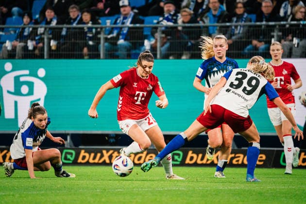 Google Pixel Womens Bundesliga Hamburger SV vs 1 FC Köln, 08 12 2025 Sylwia Matysik 1 FC Köln, 20 Soccer, Google Pixel Womens Bundesliga, 12 Matchday Hamburger SV vs 1 FC Köln on 08 12 2025 at Volksparkstadion, Hamburg DFB REGULATIONS PROHIBIT ANY USE OF PHOTOGRAPHS AS IMAGE SEQUENCES AND OR QUASI VIDEO Copyright: xBEAUTIFULxSPORTS Tonhäuserx