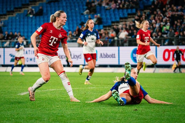 Google Pixel Women Bundesliga Hamburger SV vs 1 FC Köln, 08 12 2025 GOAL, CHEER by Sandra Maria Jessen 1 FC Köln, 6 to 0 2 Soccer, Google Pixel Women Bundesliga, 12 Matchday Hamburger SV vs 1 FC Köln on 08 12 2025 at Volksparkstadion, Hamburg DFB REGULATIONS PROHIBIT ANY USE OF PHOTOGRAPHS AS IMAGE SEQUENCES AND OR QUASI VIDEO Copyright: xBEAUTIFULxSPORTS Tonhäuserx