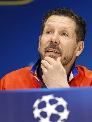 EINDHOVEN - Club Atletico de Madrid coach Diego Simeone during a press conference, PK, Pressekonferenz before the UEFA Champions League match between PSV Eindhoven and AtlÃ tico Madrid at the Phillips Stadium on December 8, 2025, in Eindhoven, Netherlands. ANP MAURICE VAN STEEN xVIxANPxSportx xxANPxIVx 544309412 originalFilename: 544309412.jpg