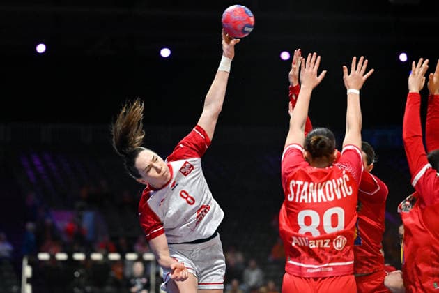 2025.12.08 Rotterdam pilka reczna kobiet Mistrzostwa Swiata Polska - Austria N z Monika Kobylinska Foto Lukasz Laskowski PressFocus 2025.12.08 Rotterdam IHF WomenÕs Handball World Championship, WM, Weltmeisterschaft Poland vs Austria Monika Kobylinska Credit: Lukasz Laskowski PressFocus NEWSPIX.PL --- newspix.pl 