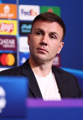 08 12 2025, Press conference with coach Dino Toppmöller and Mario Götze, Football UEFA Champions League, FC Barcelona Eintracht Frankfurt DFL DFB REGULATIONS PROHIBIT ANY USE OF PHOTOGRAPHS AS IMAGE SEQUENCES AND OR QUASI VIDEO xdcx Copyright: HMBxMedia Claus
