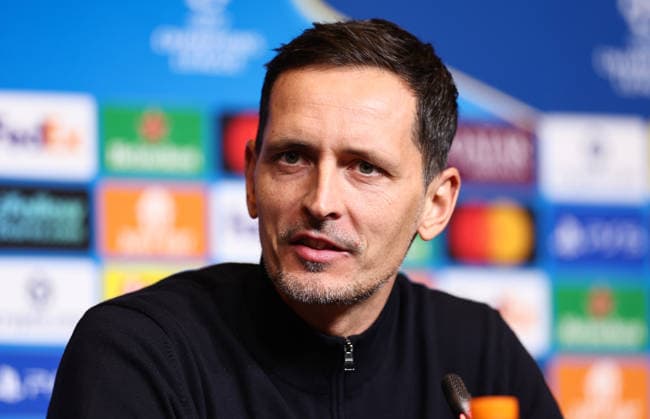 08 12 2025, Press conference with coach Dino Toppmöller and Mario Götze, Football UEFA Champions League, FC Barcelona Eintracht Frankfurt DFL DFB REGULATIONS PROHIBIT ANY USE OF PHOTOGRAPHS AS IMAGE SEQUENCES AND OR QUASI VIDEO xdcx Copyright: HMBxMedia Claus