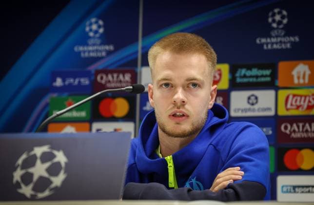 Marseille s Arthur Vermeeren pictured during a press conference, PK, Pressekonferenz of French soccer team Olympique de Marseille in Anderlecht, Brussels, on Monday 08 December 2025. The team is preparing for tomorrow s match against Belgian Royale Union Saint-Gilloise, on the sixth day of the League phase of the UEFA Champions League tournament. VIRGINIExLEFOUR  x147455377x