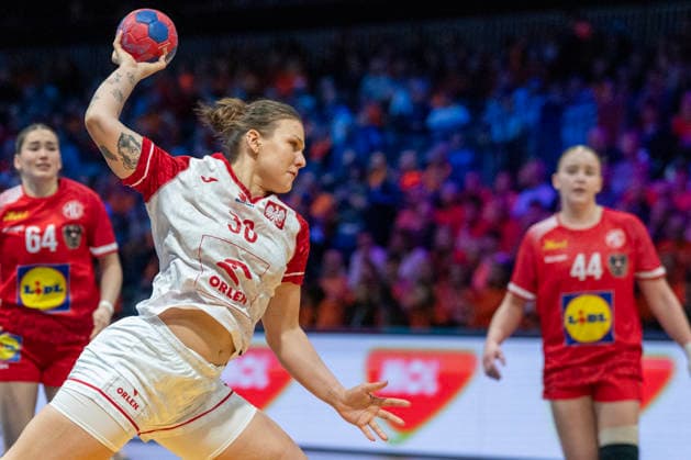 2025-12-08 Austria vs Poland ROTTERDAM, NETHERLANDS - DECEMBER 8: Natalia Pankowska of Poland during the IHF Worldchampionship 2025 match for women, between Austria and Poland at Ahoy on December 8, 2025 in Rotterdam, Netherlands. Rotterdam Ahoy Netherlands Content not available for redistribution in The Netherlands directly or indirectly through any third parties. Copyright: xHenkxSeppenx