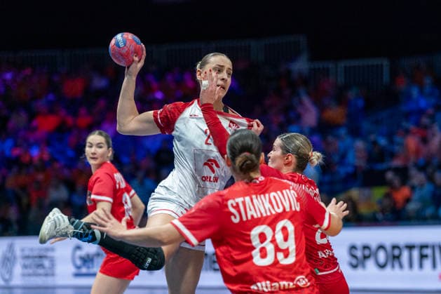 2025-12-08 Austria vs Poland ROTTERDAM, NETHERLANDS - DECEMBER 8: Katazyna Cygan of Poland during the IHF Worldchampionship 2025 match for women, between Austria and Poland at Ahoy on December 8, 2025 in Rotterdam, Netherlands. Rotterdam Ahoy Netherlands Content not available for redistribution in The Netherlands directly or indirectly through any third parties. Copyright: xHenkxSeppenx