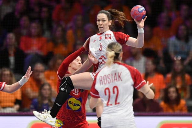 2025.12.08 Rotterdam pilka reczna kobiet Mistrzostwa Swiata Polska - Austria N z Monika Kobylinska Foto Lukasz Laskowski PressFocus 2025.12.08 Rotterdam IHF WomenÕs Handball World Championship, WM, Weltmeisterschaft Poland vs Austria Monika Kobylinska Credit: Lukasz Laskowski PressFocus NEWSPIX.PL --- newspix.pl 