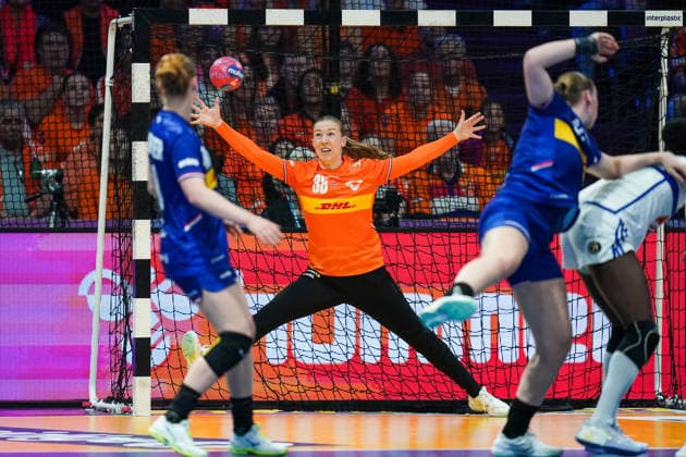 2025-12-08 Netherlands v France - IHF World Women s Handball Championship ROTTERDAM, NETHERLANDS - DECEMBER 8: Yara ten Holte of the Netherlands during the IHF World Women s Handball Championship match between Netherlands and France at Ahoy on December 8, 2025 in Rotterdam, Netherlands. Rotterdam Ahoy Netherlands Content not available for redistribution in The Netherlands directly or indirectly through any third parties. Copyright: xHenkxSeppenx