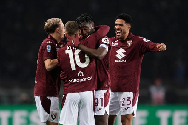 Torino™s Duvan Zapata celebrates after scoring the 2-0 goal for his team during the Serie A soccer match between Torino Fc and Milan at the Stadio Olimpico Grande Torino in Turin, north west Italy - Dicember 8, 2025. - Soccer  Copyright: xFabioxFerrari LaPressex
