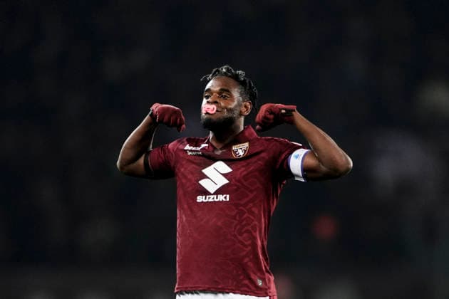 Torino™s Duvan Zapata celebrates after scoring the 2-0 goal for his team during the Serie A soccer match between Torino Fc and Milan at the Stadio Olimpico Grande Torino in Turin, north west Italy - Dicember 8, 2025. - Soccer  Copyright: xFabioxFerrari LaPressex