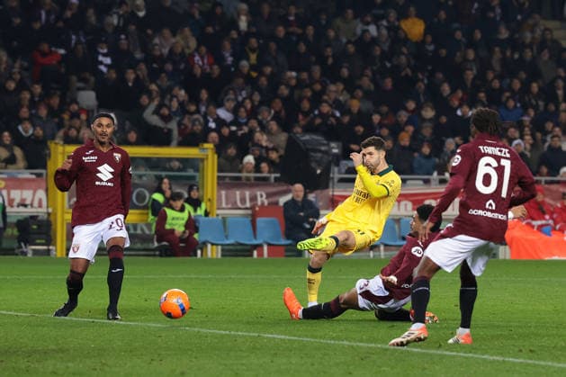 Turin, Italy, 8th December 2025. Christian Pulisic of AC Milan scores to level the game at 2-2 during the Torino vs AC Milan Serie A match at Stadio Grande Torino, Turin. Picture credit should read: Jonathan Moscrop Sportimage EDITORIAL USE ONLY. No use with unauthorised audio, video, data, fixture lists, club league logos or live services. Online in-match use limited to 120 images, no video emulation. No use in betting, games or single club league player publications. SPI_099_JM_TORO_MILAN SPI-4323-0099