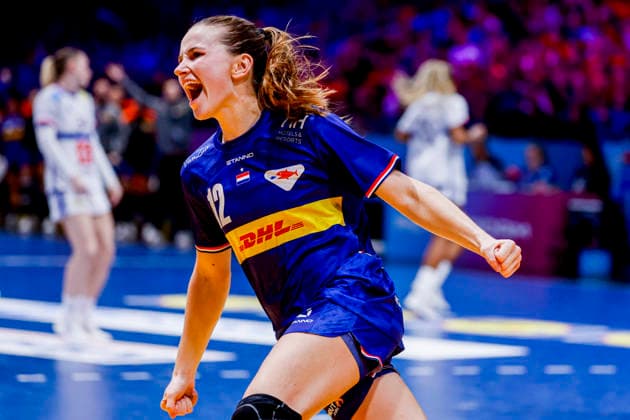 27th IHF Women s Handball World Championship, WM, Weltmeisterschaft - Netherlands vs France, Netherlands Bo van Wetering of the Netherlands celebrates during the 27th IHF Women s Handball World Championship match between Netherlands and France at the Ahoy in Rotterdam, Netherlands, December 08, 2025. Rotterdam Netherlands  Copyright: xMatrixxImagesx xMarcelxterxBalsx